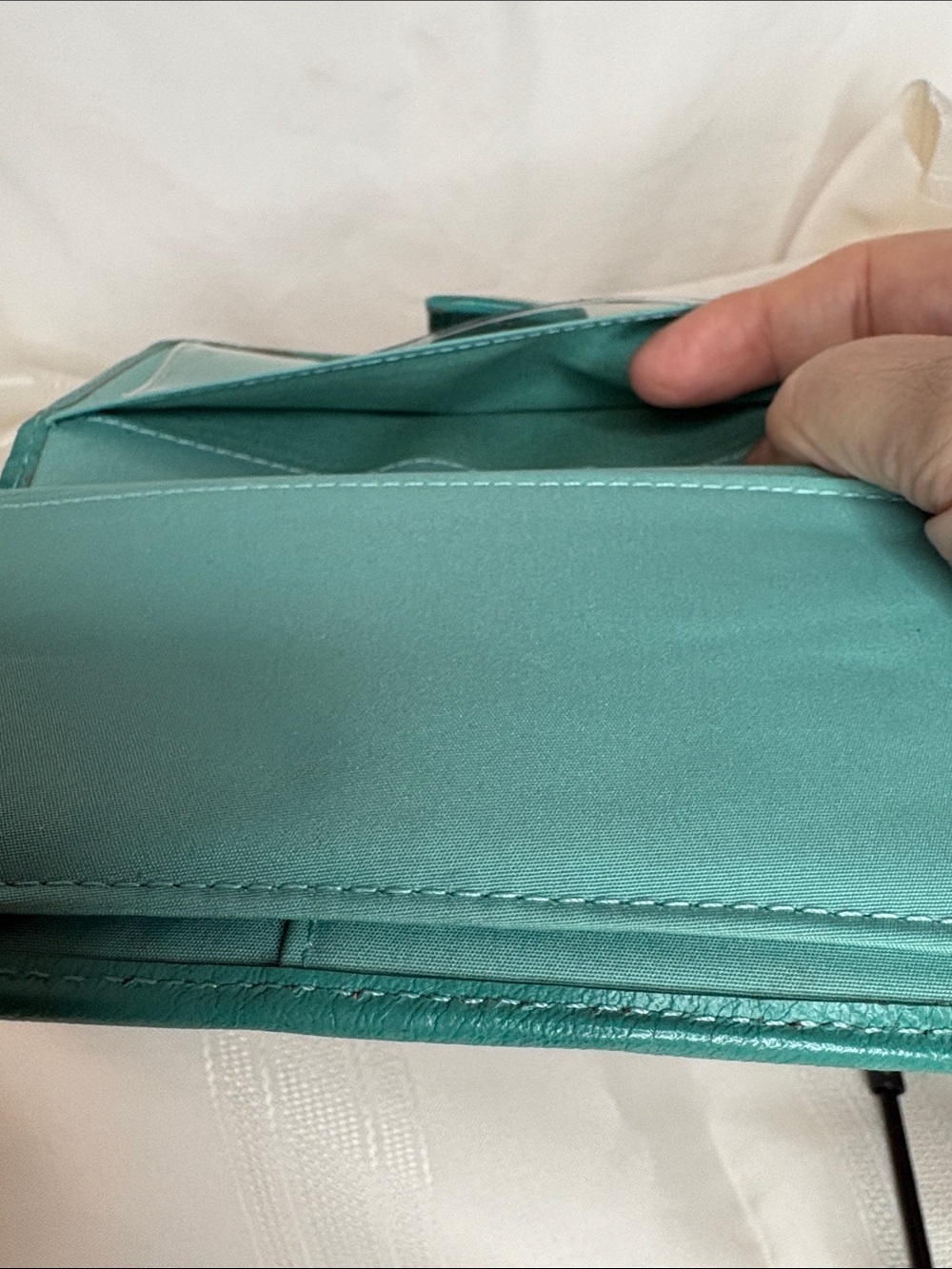 Fossil Teal Bottle Cap-Print Zip Wallet / Checkbook Cover - Picture 5 of 15